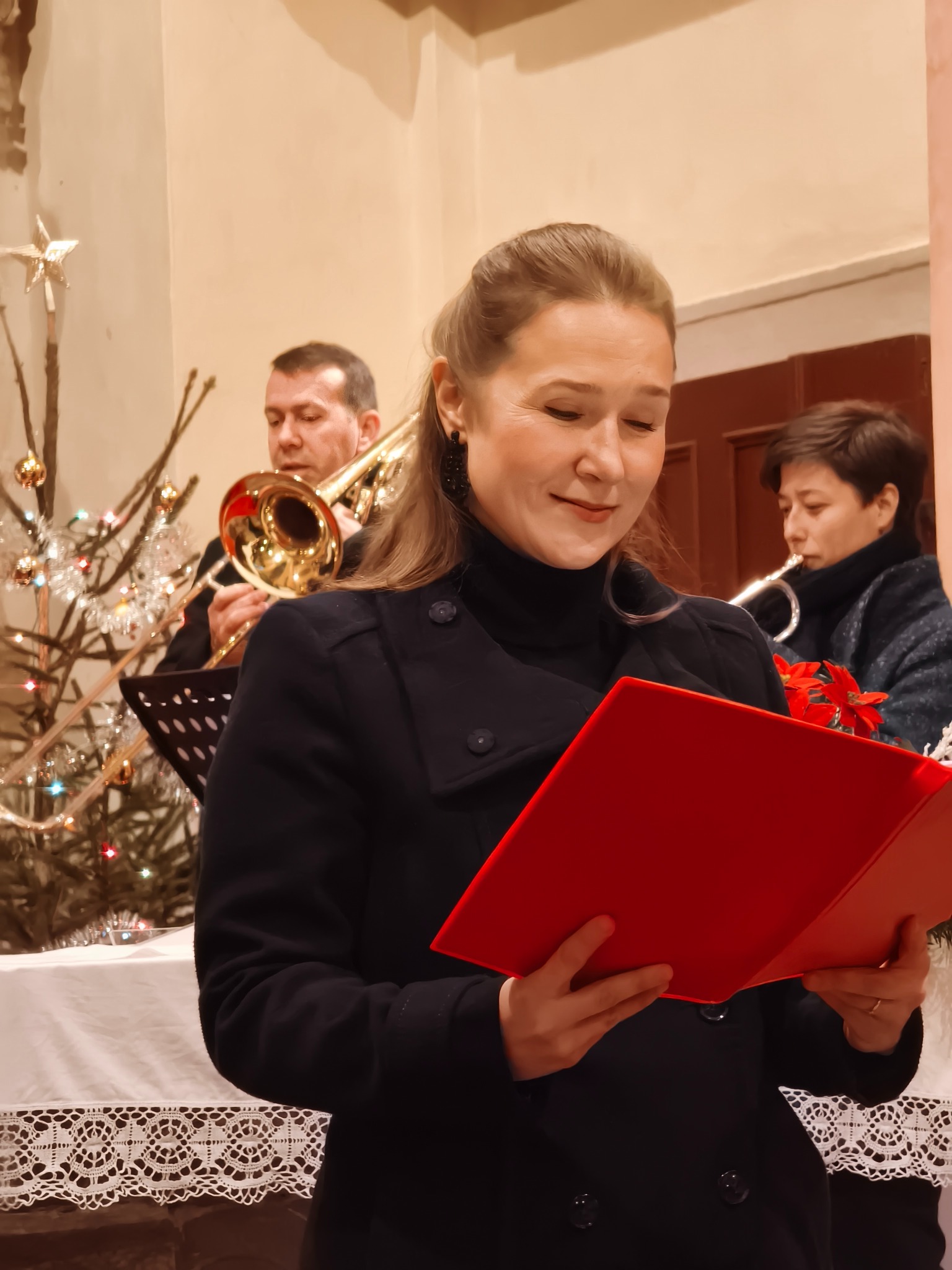 Vánoční program BudBrass se zpěvačkou